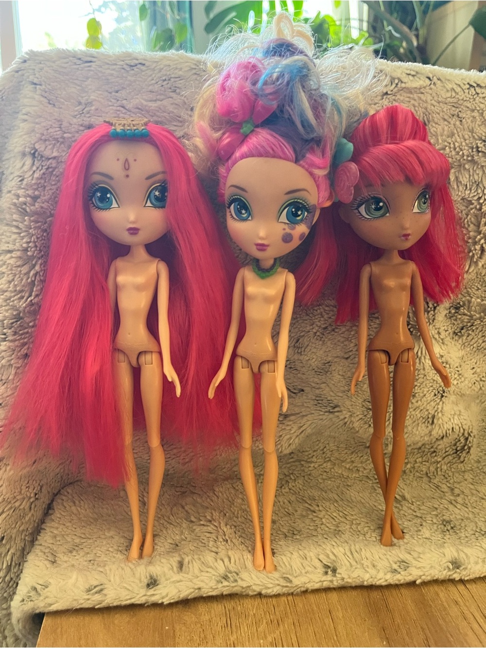 La Dee Da Lot 3 Dee (Bollywood / Dots) & Cyanne (Peppermint) Nude Spinmaster
